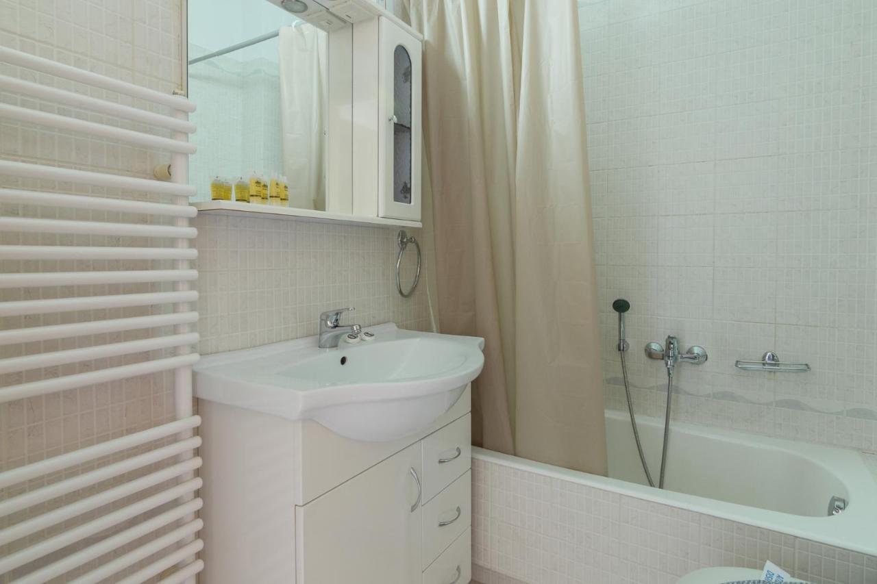 Comfort Apartment In Koukaki Athen Eksteriør billede
